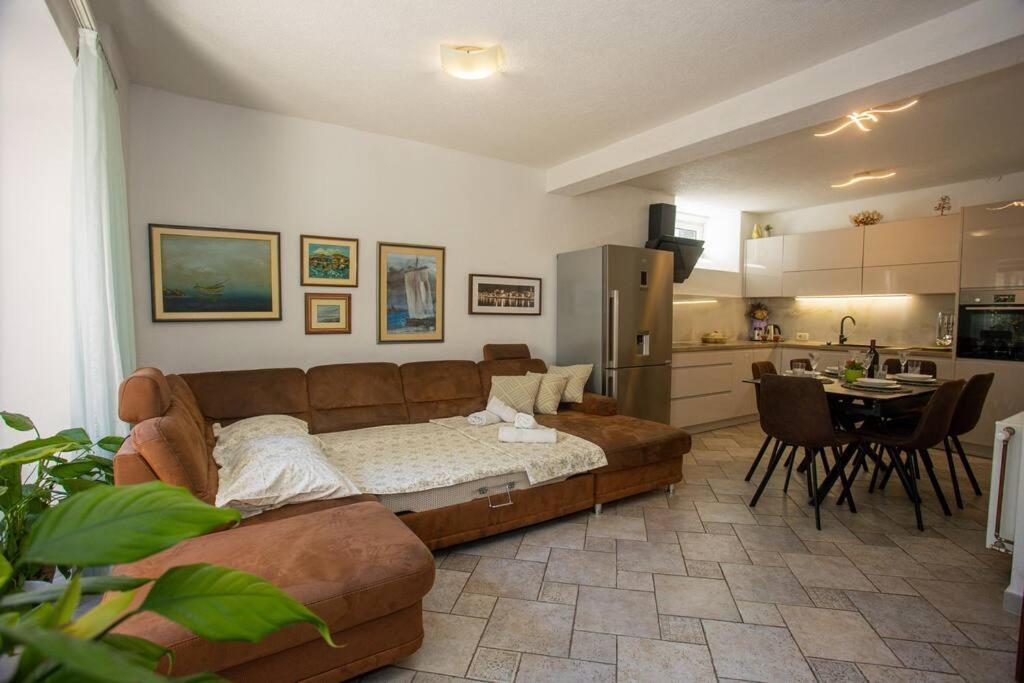 Old Town Apartment سبليت المظهر الخارجي الصورة